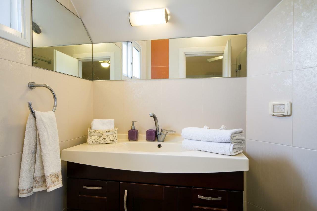Homey Suite In Zichron Yaakov Zichron Ja’akow Zewnętrze zdjęcie